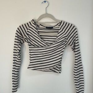 Brandy Melville Black and White Fitted Wrap Top
